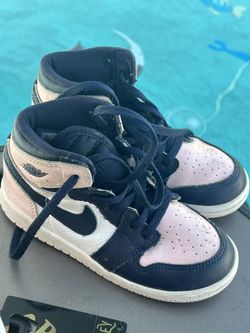 Air Jordan Retro 1 High bubble gum 10c