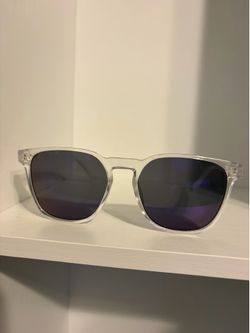 NWT Kenneth Cole Reaction