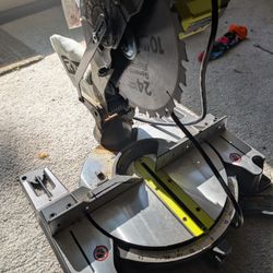 Ryobi miter Saw
