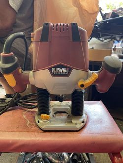 Chicago Electric Plunge Router.