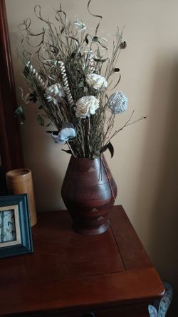 Handmade wooden vase
