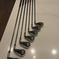 Callaway X2 Hot - RH Golf Club Iron Set