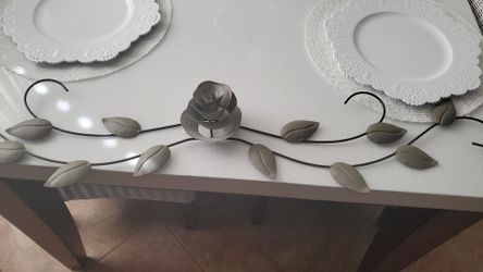 Metal wall decor