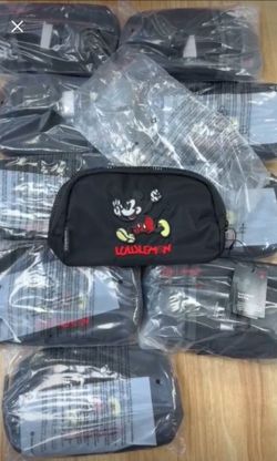Lululemon x disney collab