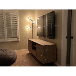 4 TVs - 32” Insignia FireTv each