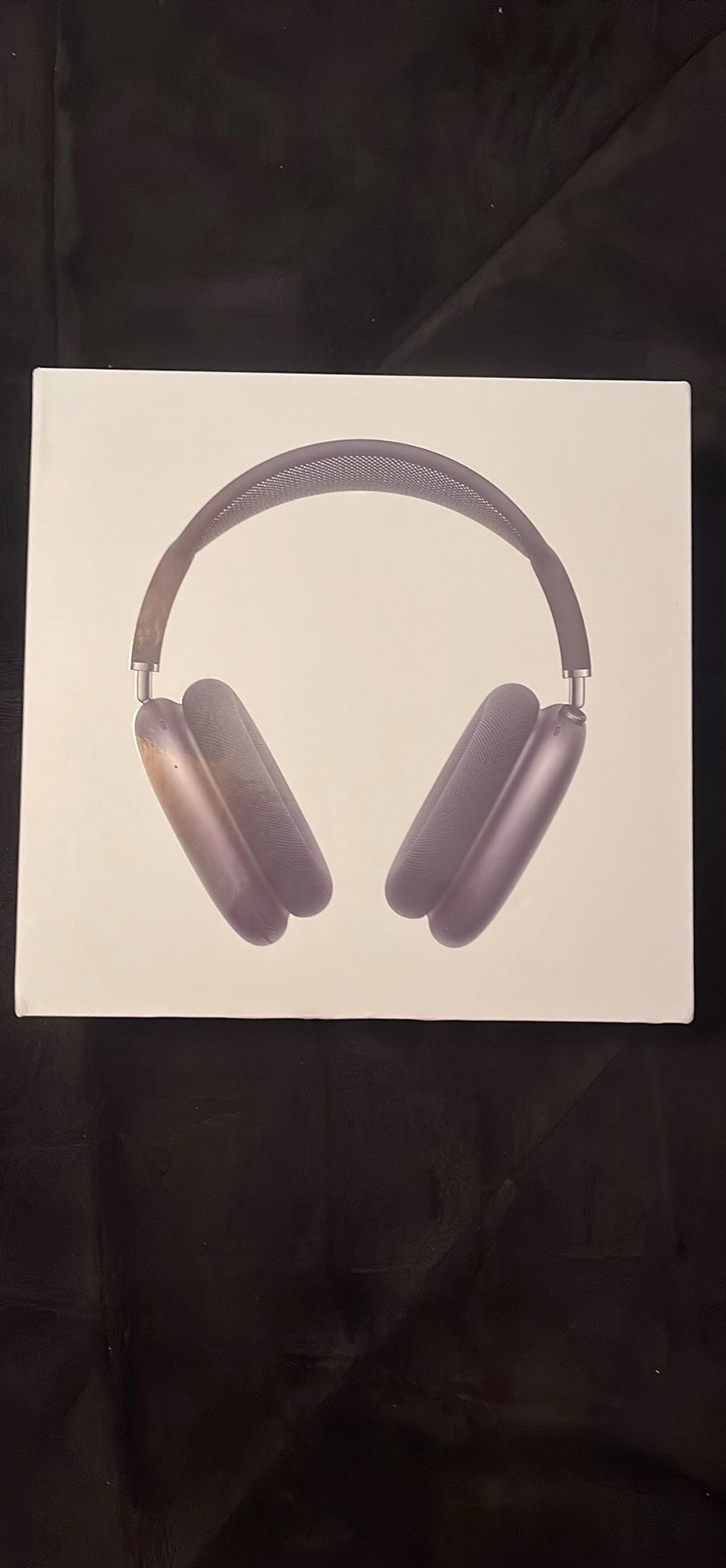 Airpod Max Barely Used