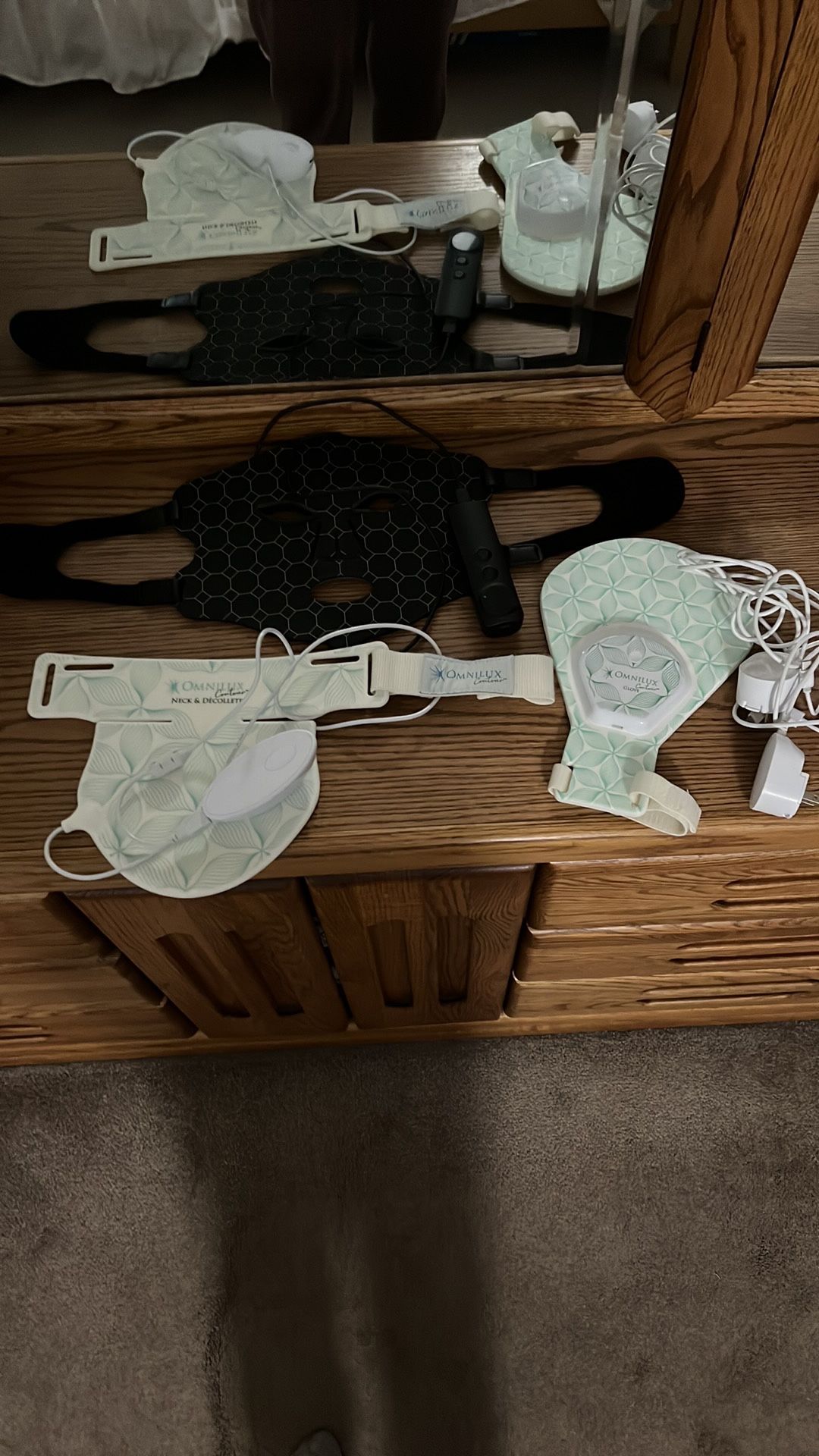 Red Light therapy Mask Bundle! Face,Neck & Décolleté,Hand