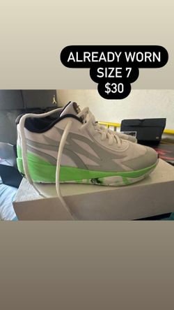Used Shoes Size 7