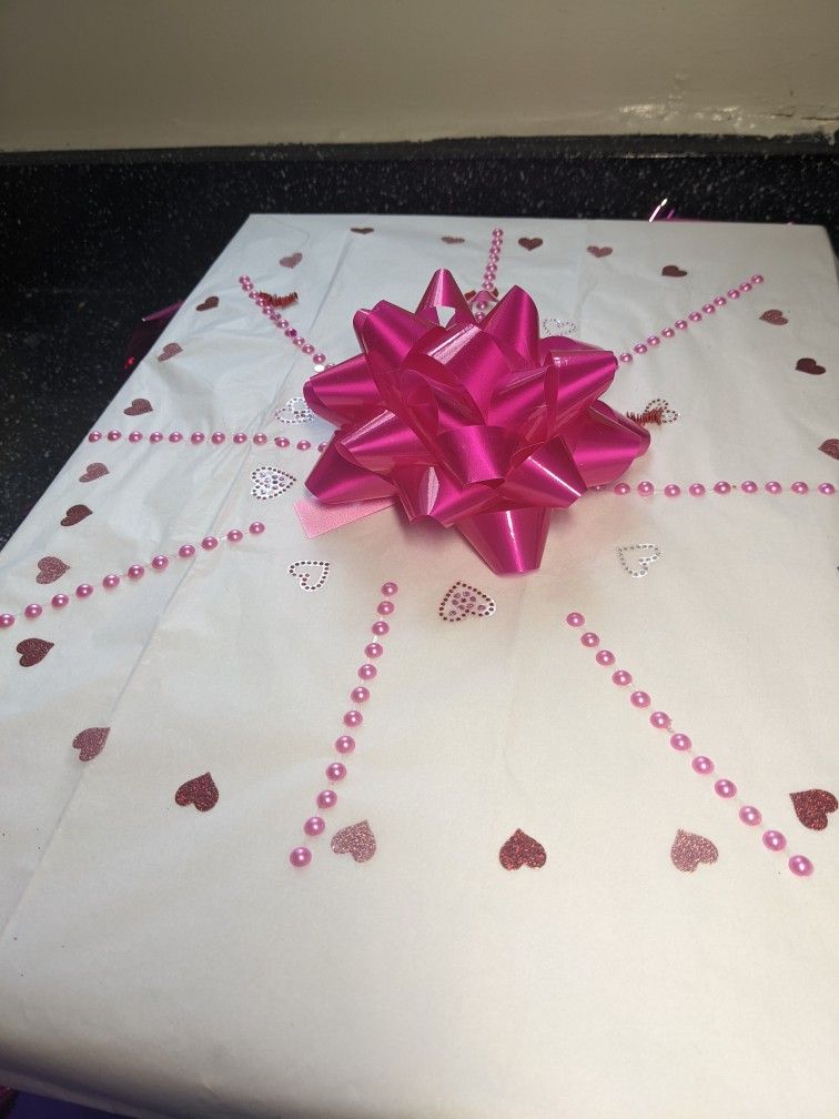 Valentine/ San Valentín / Galentine Day Gifts