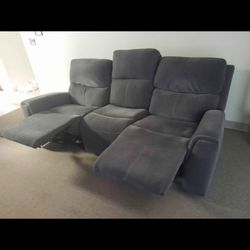 Moving Must Sell $900 OBO CASH ONLY