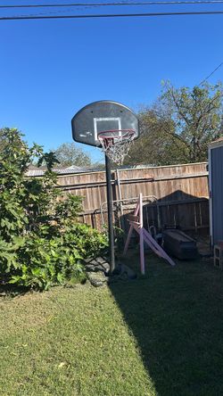 Basketball hoop