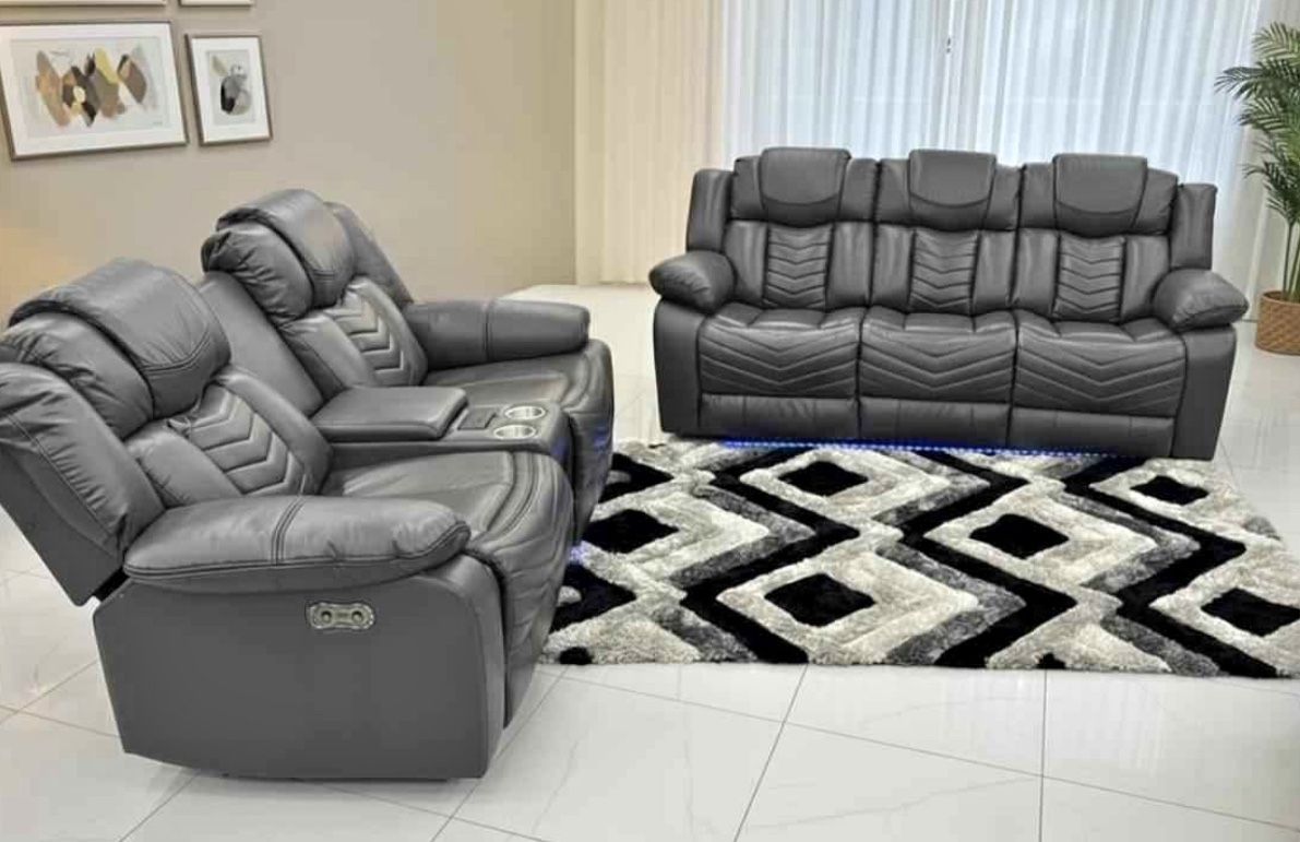 Sofá y loveseat reclinables eléctrico. $39 Down No Credit Needed For Finance