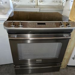 Frigidaire Stove 