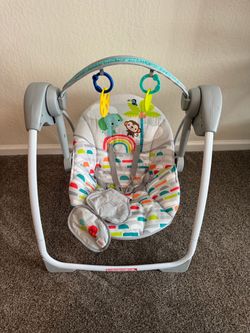 Portable baby swing
