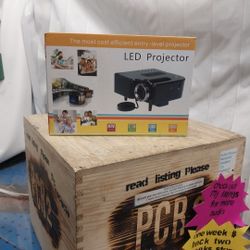 Light In The Box LED Projector 