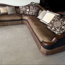 Sectional Couch 