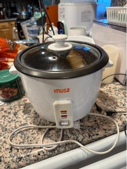 Free working 8 cups rice cooker