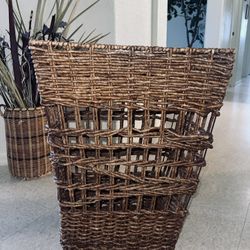 Wicker Laundry Basket 