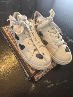 Brand new Kids Heart Sneakers, Size 2