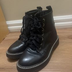 Madden Girl black lace up boots size 6 womens