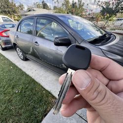 Car keys/Fobs/Llaves de Autos