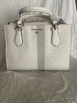 Michael Kors hand bag