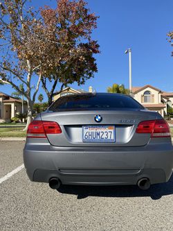 2010 BMW 335i Thumbnail