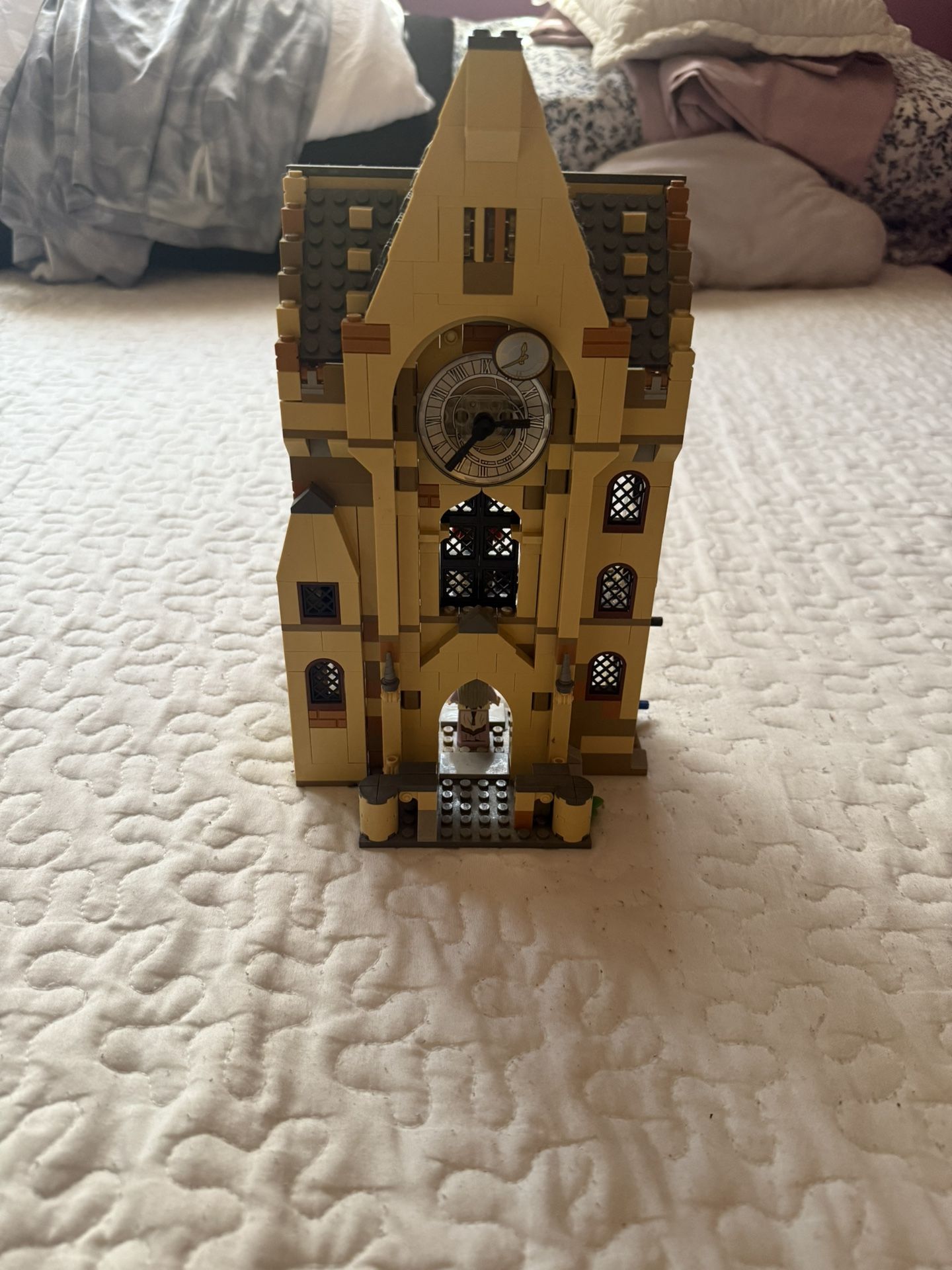 LEGO Harry Potter Hogwarts Clock Tower 