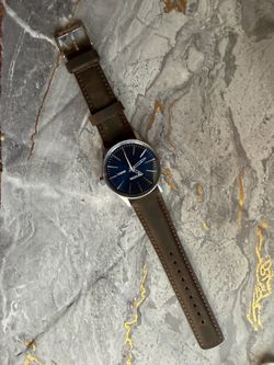 Nixon Sentry | Watch Trades