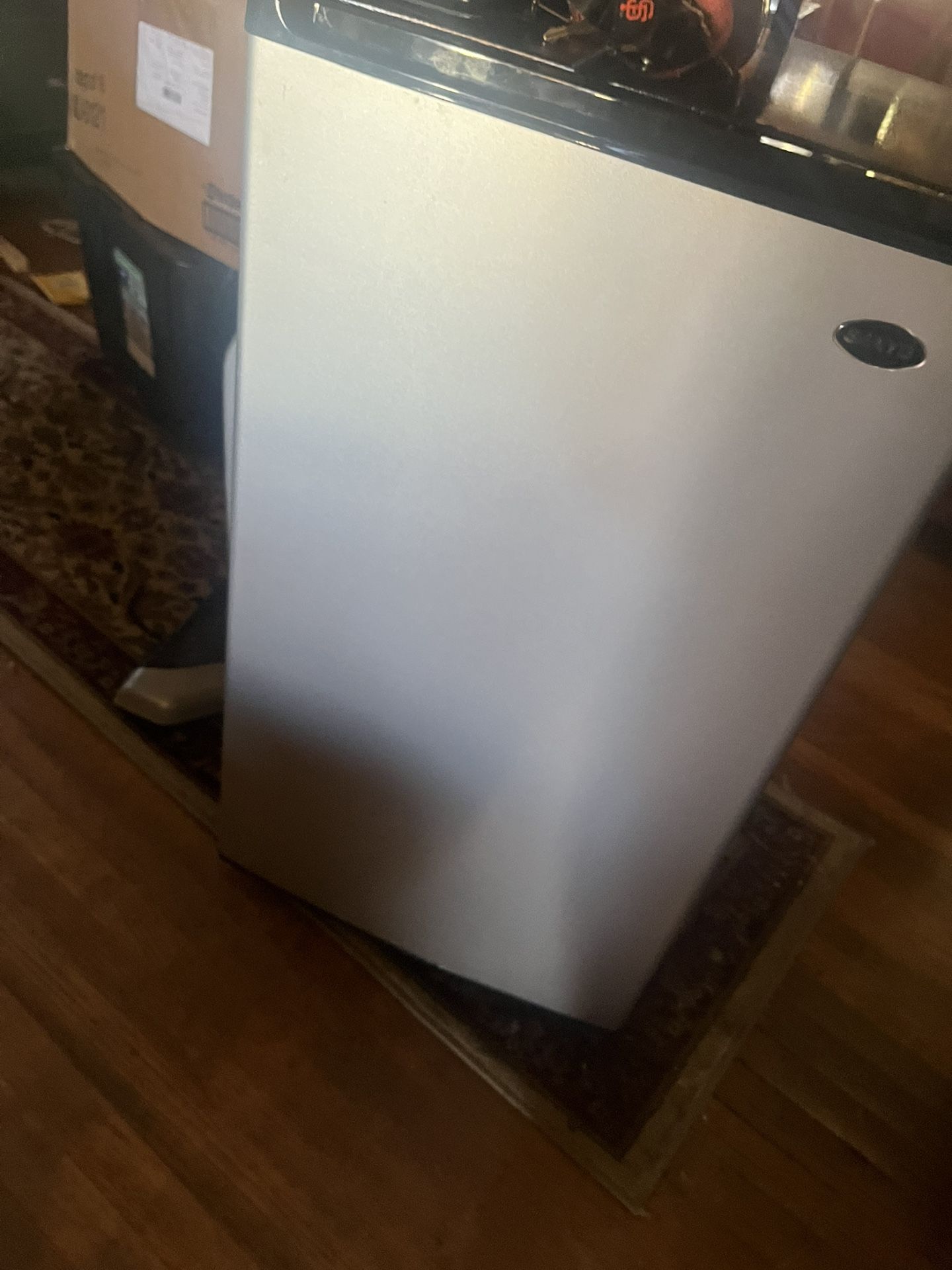 Mini Fridge