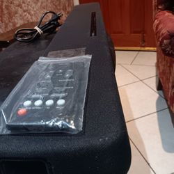 YAMAHA SOUNDBAR MODEL ATS-1070. 27 WATT WITH BLUETOOTH AND REMOTE CONTROL