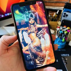 Midnight Green iPhone 11 Pro 256Gb Unlocked 100% Battery Health