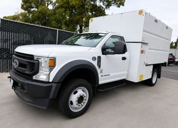 2022 Ford F550 Super Duty Regular Cab & Chassis