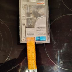 Hammer Tacker