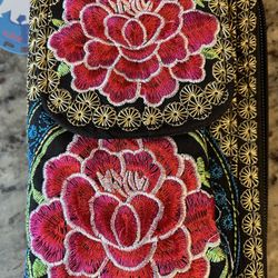 Flower Embroidered Wallet 
