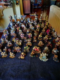 BOYDS BEARS LARGE COLLECTION