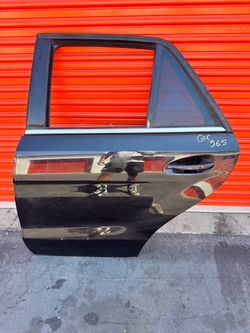 2016-2019  MERCEDES BENZ GLE350 GLE SUV DOOR LEFT DRIVER REAR  OEM