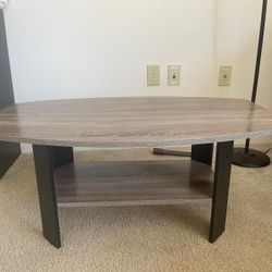 Coffee Table  Excellent Condition 