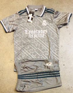 Uniforme Generico Real Madrid