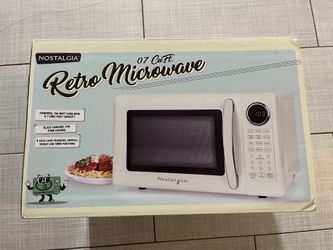 Nostalgia Retro Microwave 0.7 Cu. Ft