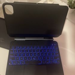 Apple iPad Magnetic 2 Piece Set 