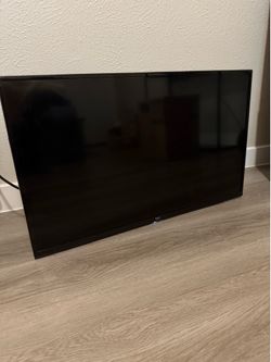 32” Fire TV with Mount
