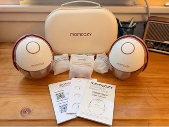 MAKE AN OFFER Momcozy Mobile Style Wearable Breast Pump (BP311) – Good Used Condition (Negotiable)