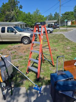 6 Foot Fibwrglass Ladder