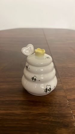 Ceramic Beehive Honey Pot with Lid