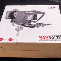 New Pafieo Teleprompter S12 Mini DSLR with remotes compatible with iPad Air 10.9".