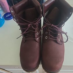 Timberland Men Newmarket 6 Inch boots A1PHQ A1691 Burgundy Size 9.5

Worn one time