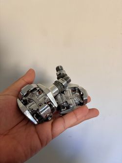 Clip pedals