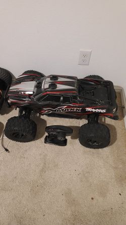 Xmaxx in good condition with a few upgrades...this truck is a beast & is 8s...fast & fun everytime I grab the controller