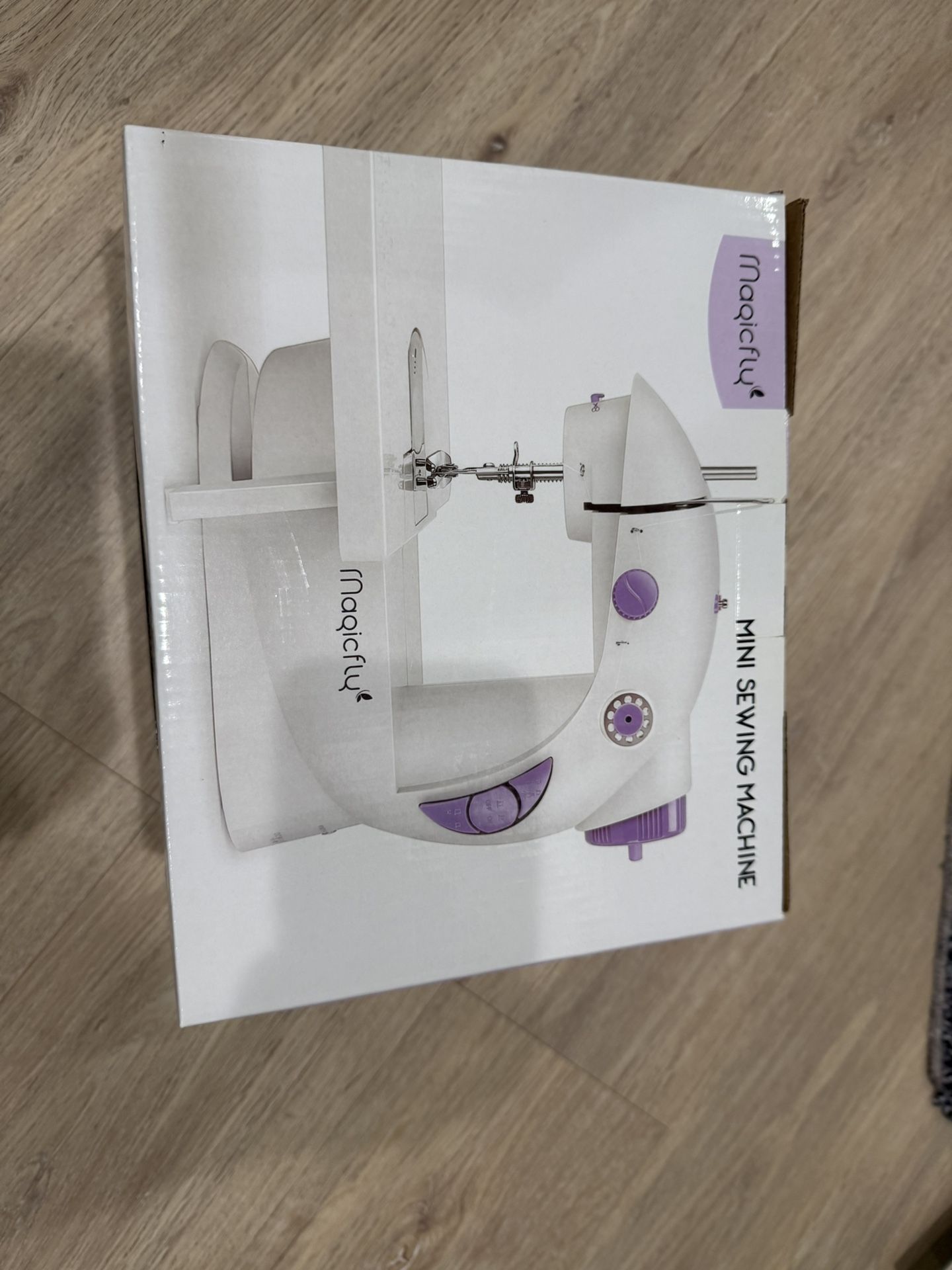 Mini Sewing Machine